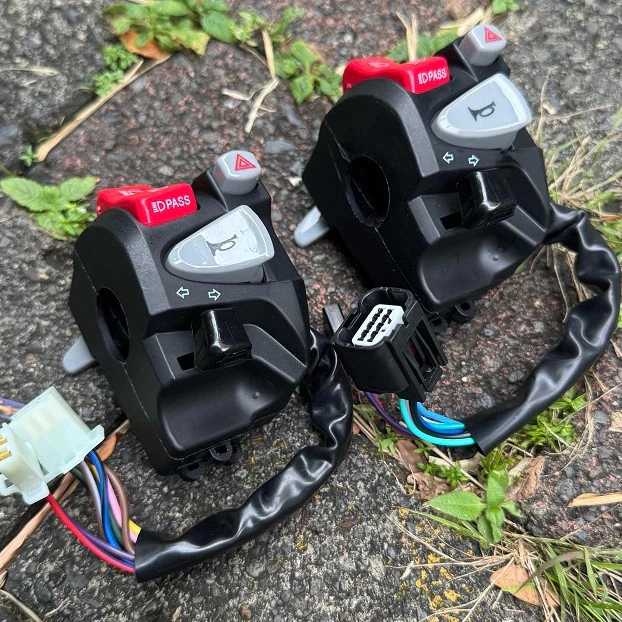 SAKLAR KIRI NMAX DAN VARIO PIUW PIUW VIETNAM VARIO 125 & 150 TAHUN 2018 - 2025 NMAX 2020-2025 ORI