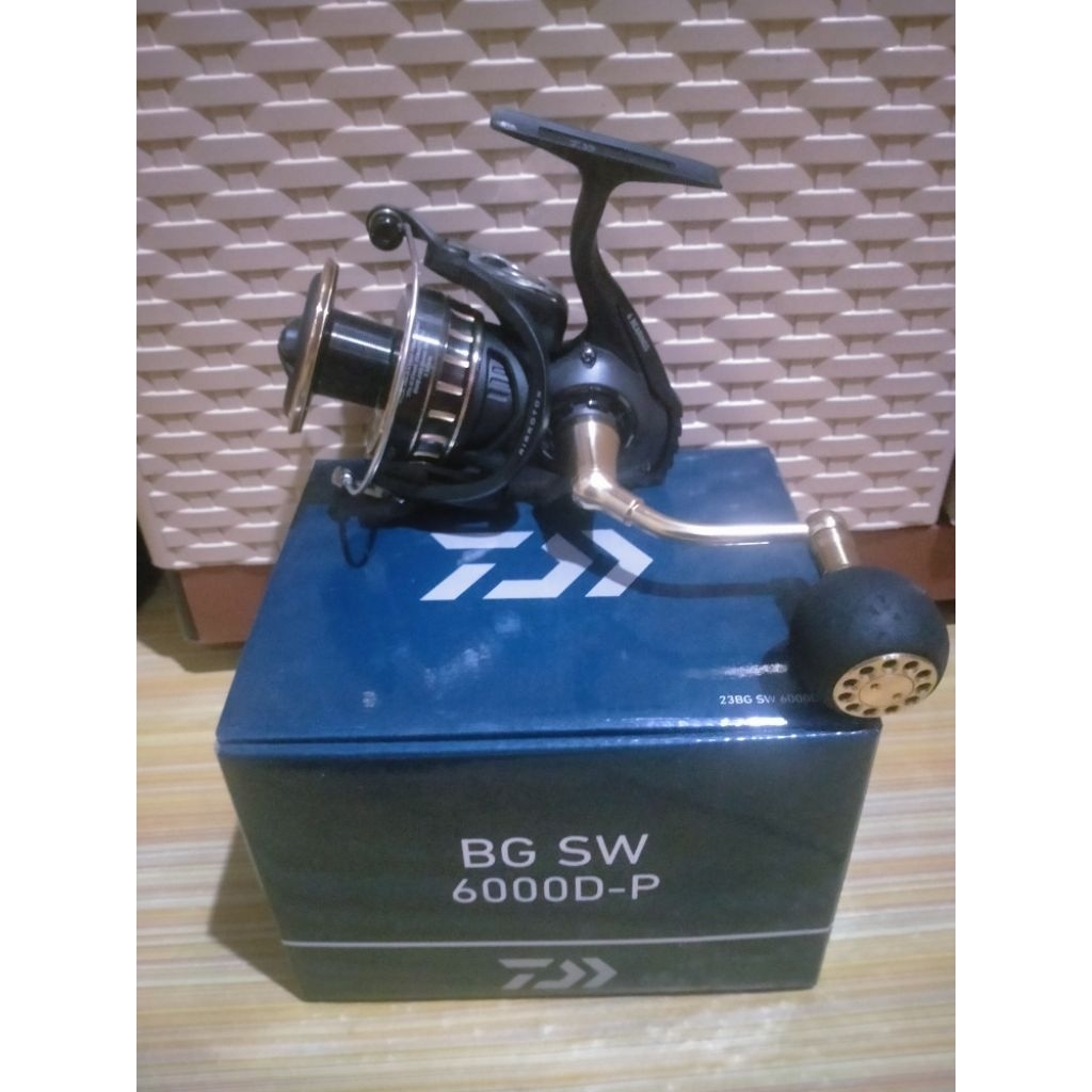 REEL DAIWA BG SW 6000D-P