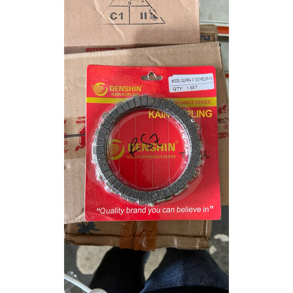 KAIN KLOS DENSHIN SUPRA X 125 HELM IN SUPRA X 125 INJEKSI