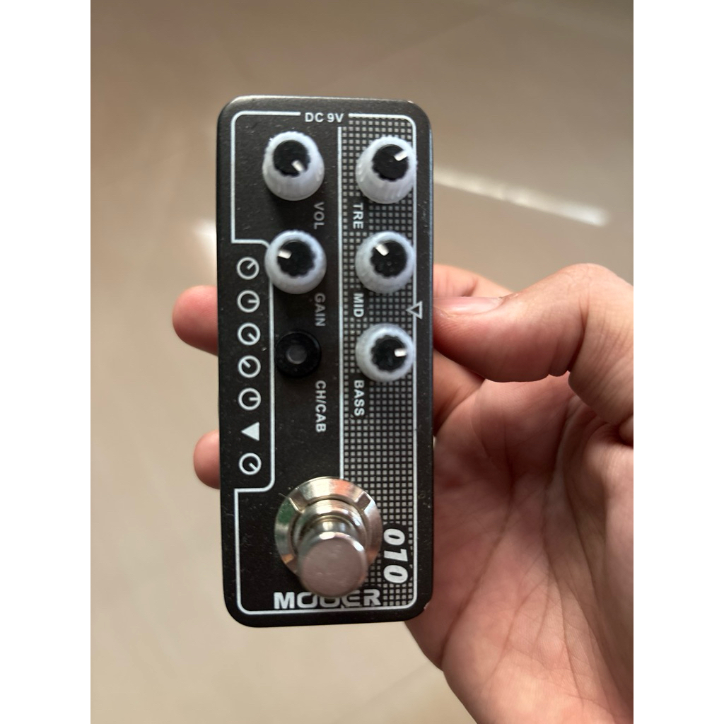 Mooer preamp 010 Two Stones (Two rock amp based)