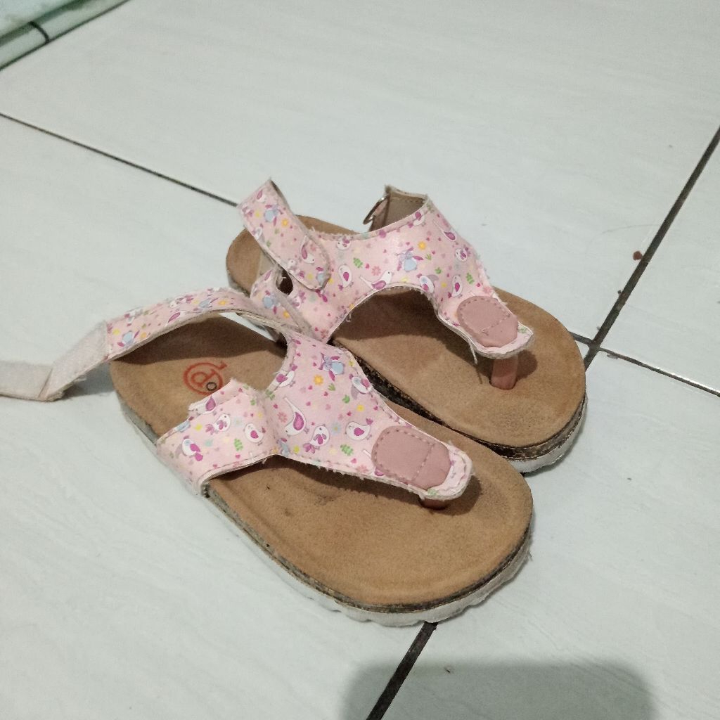 preloved sandal donatello anak
