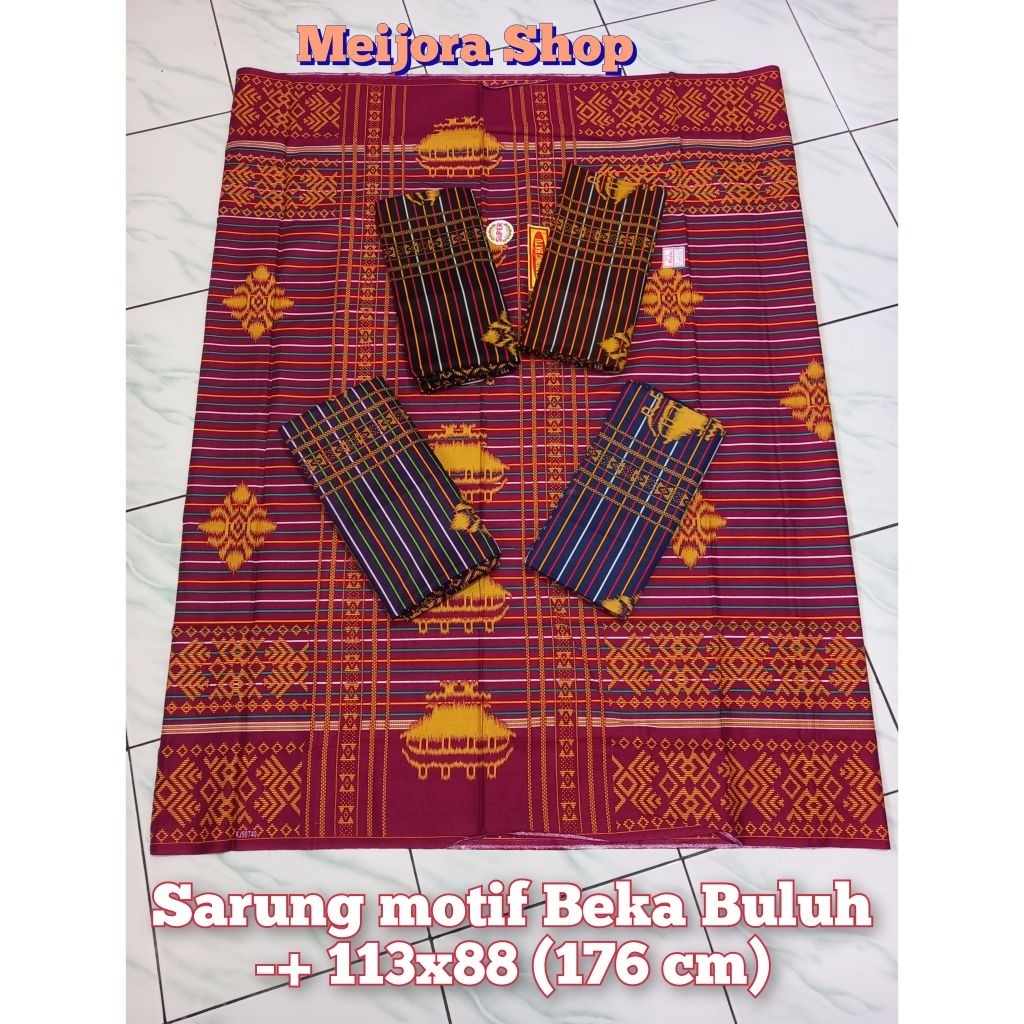 sarung karo motif siwaluh jabu