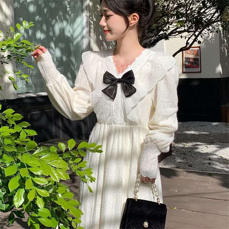 Dress Maxi Muslimah Korea Pita Besar Lengan Panjang Elegan Putih 125cm