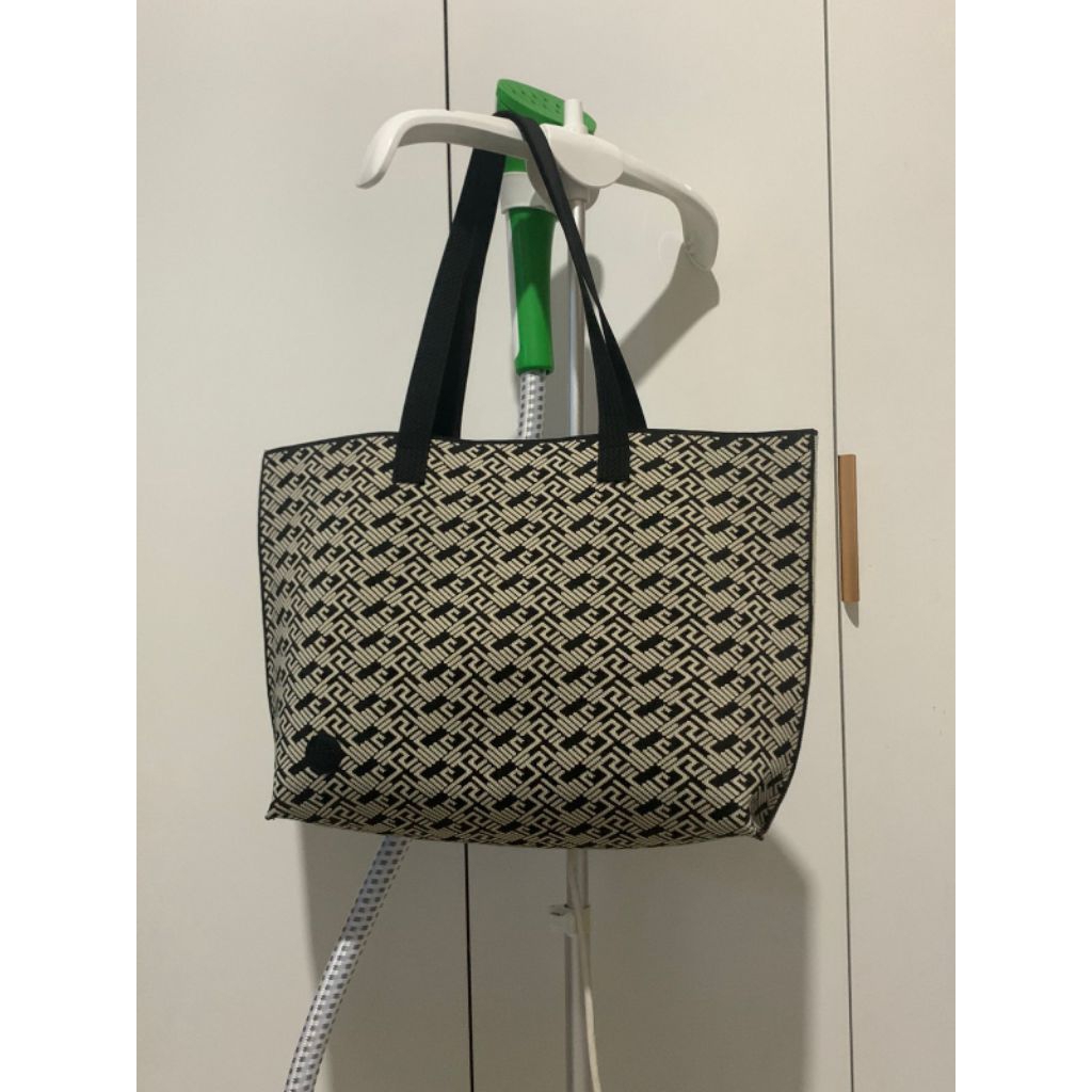 New Tas MFP Modinity Nadapuspita Buttonscarves