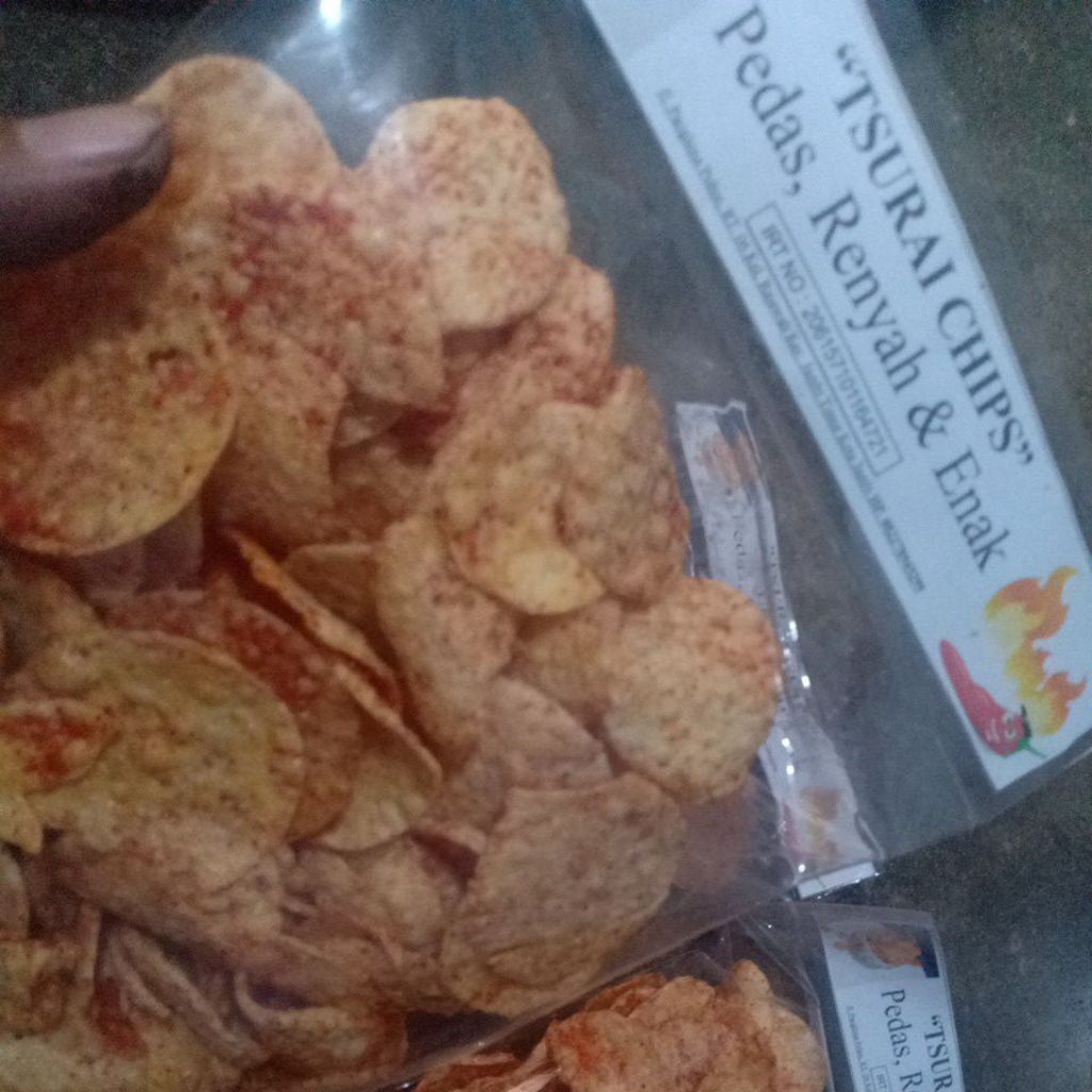 

kerupuk pedas jambi tsurai chips