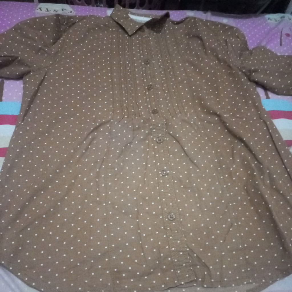 PRELOVED KEMEJA OSELLA