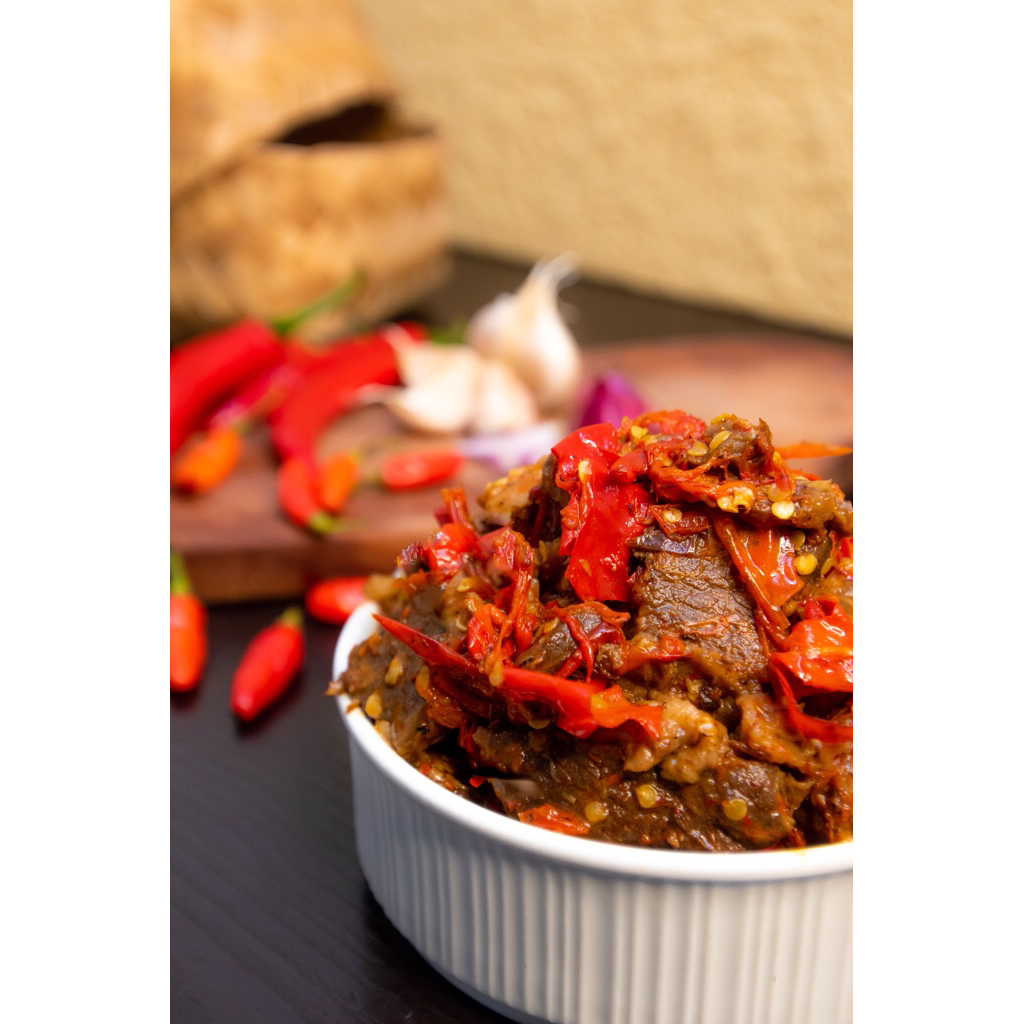 

Dendeng Basah Lado Merah Khas Padang - Daging Sapi Pedas Gurih Asli Minang - Siap Makan - Dendeng Basamo