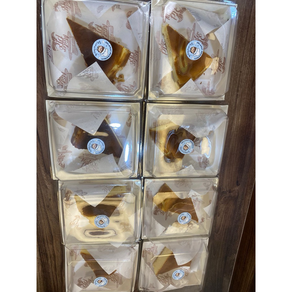 

Basque Burnt Cheesecake Slice Makassar