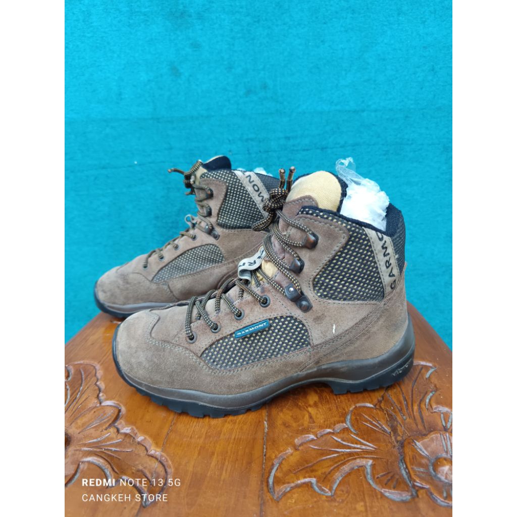 Garmont size 39½ insole 25cm sepatu outdoor, sepatu gunung, sepatu hiking
