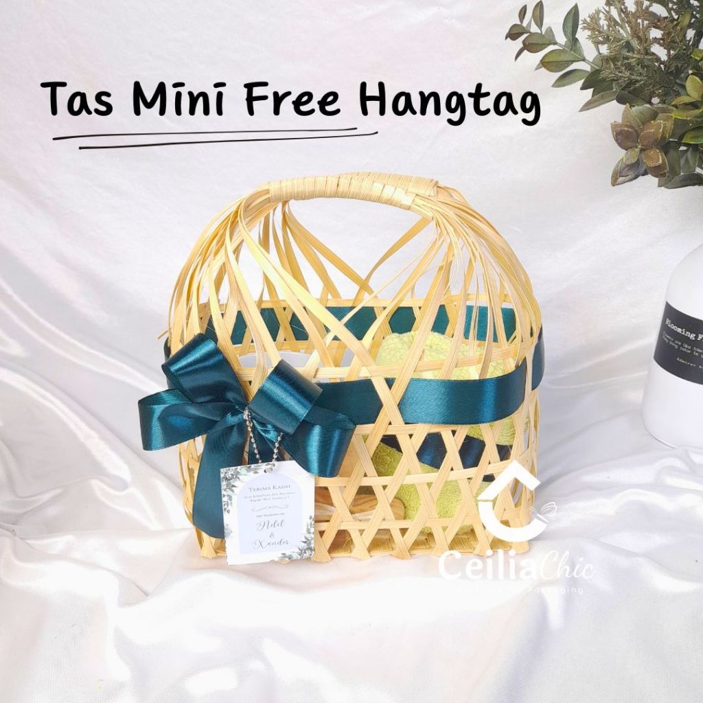 

Tas Bridesmaid / Tas Kado Anyaman Bambu Free Hangtag / Kartu dan Pita / Kemasan Hampers / Goodie Bag