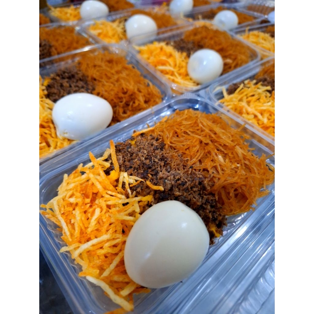 

Nasi Kuning Manado, 100% Halal