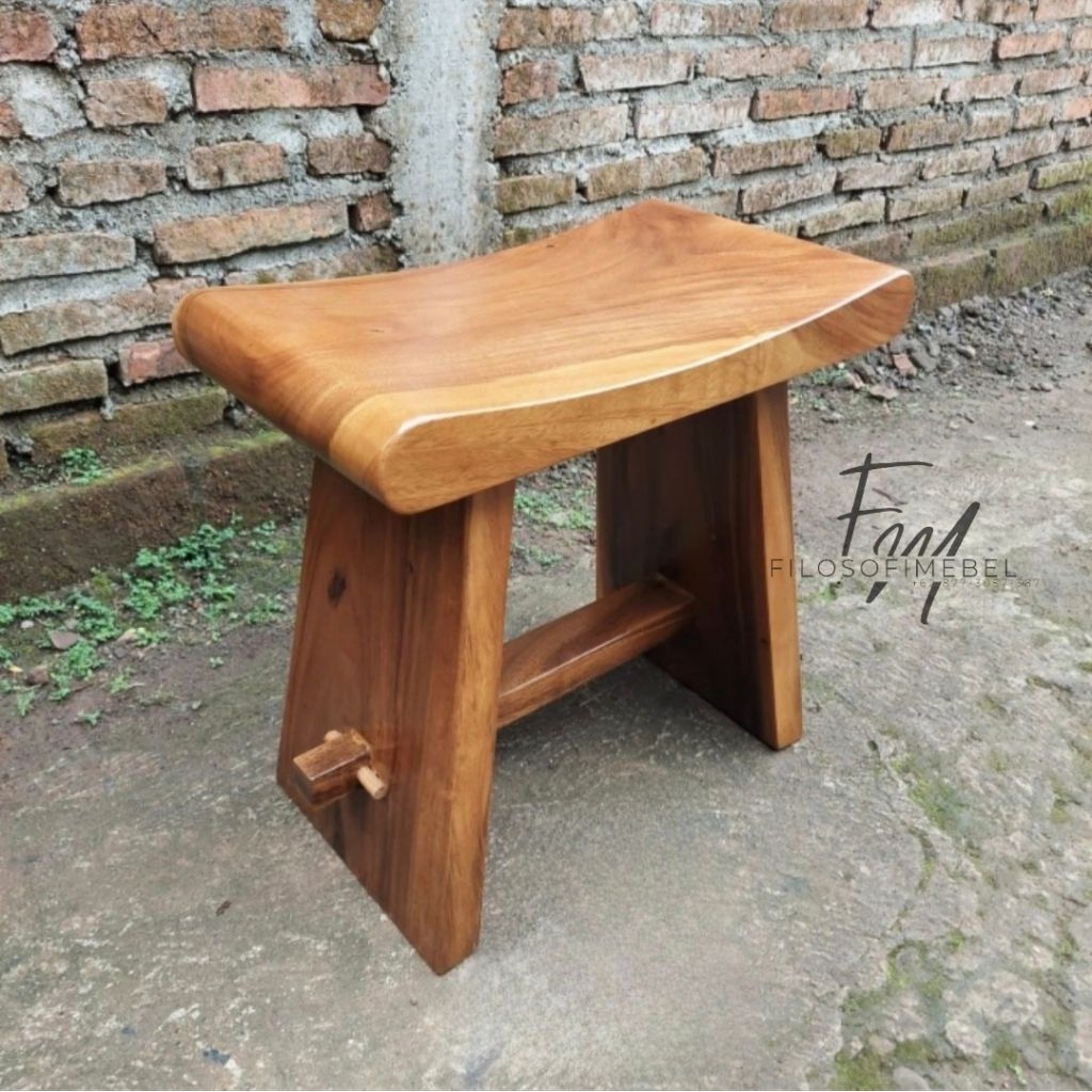 Kursi Stool Cafe Kayu Trembesi Harga murah, Kursi dingklik Bangku Kayu Trembesi