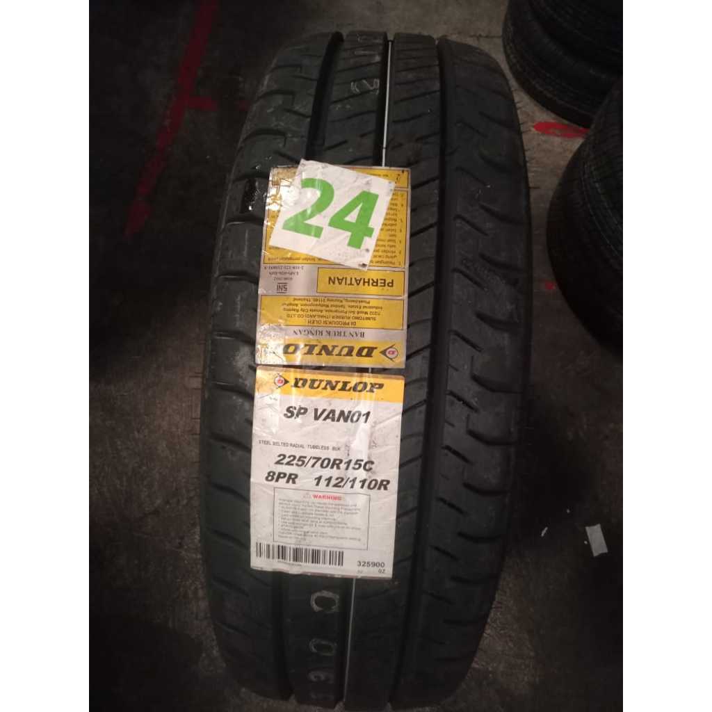 Dunlop 225/70 R15 SP VAN01 - Ban Mobil