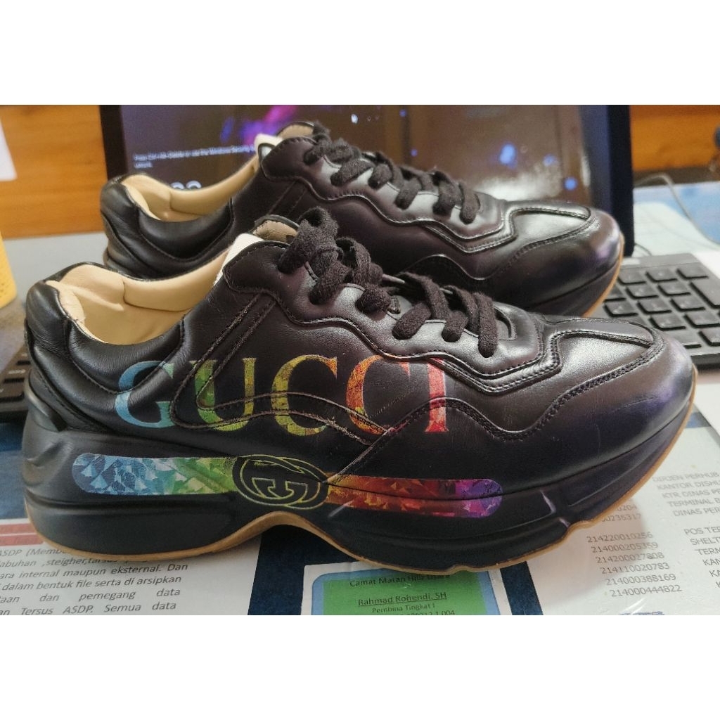 sepatu gucci rhyton Black preloved
