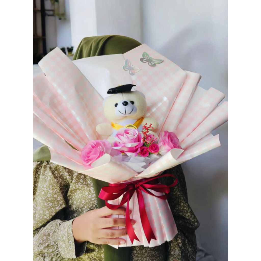 

buket boneka wisuda