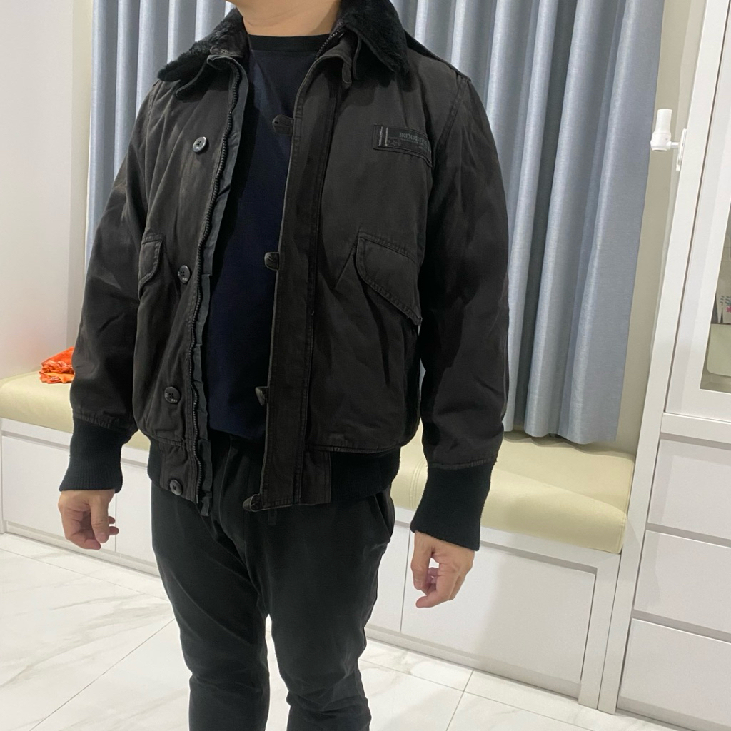 [Preloved] Industri** Jaket Tebal Pria Jacket Spring Winter Dingin Mantel Hitam Black