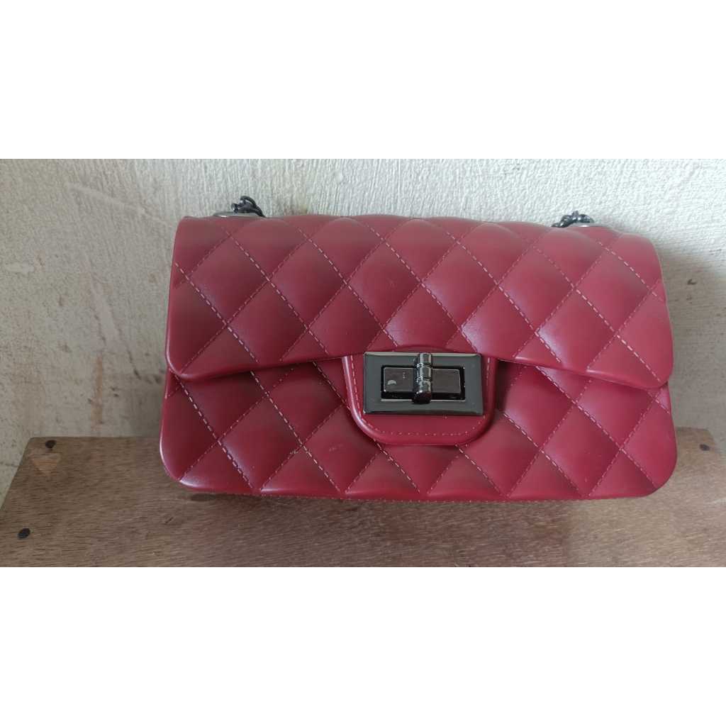 PPT001 Tas Slingbag Jelly Glossy Kecil Rantai Fashion Merah maroon