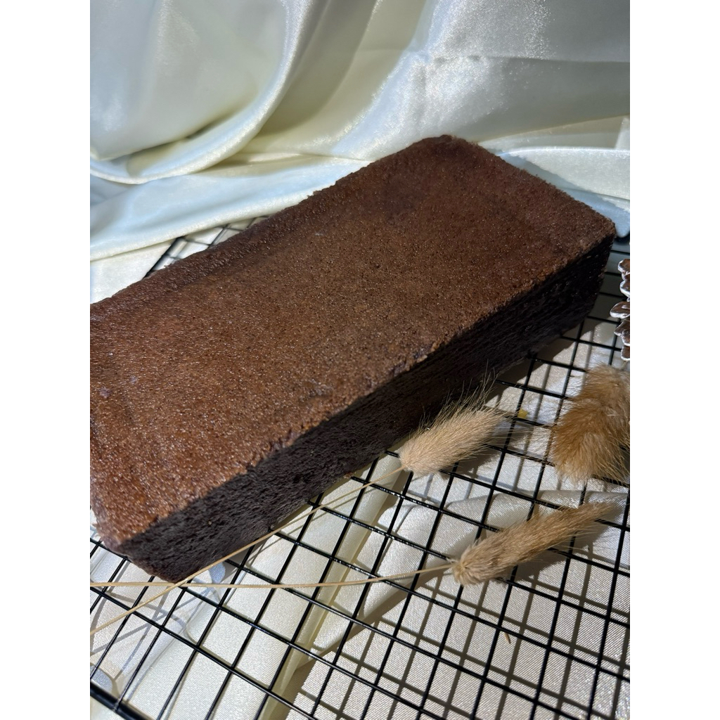 

Engkak Hitam Khas Palembang 20 X 20 Kue Legit Tradisional, Manis & Lembut