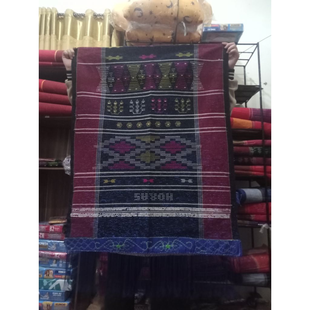 Ulos sadum simata tujuh toba/ Ulos sadum batak