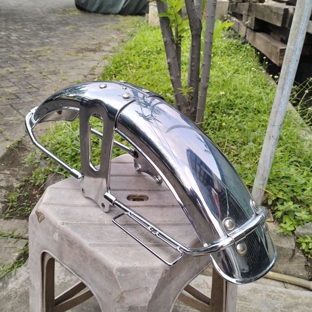 Spakbor slebor depan Honda CT25 CB200 twin import Taiwan detail original