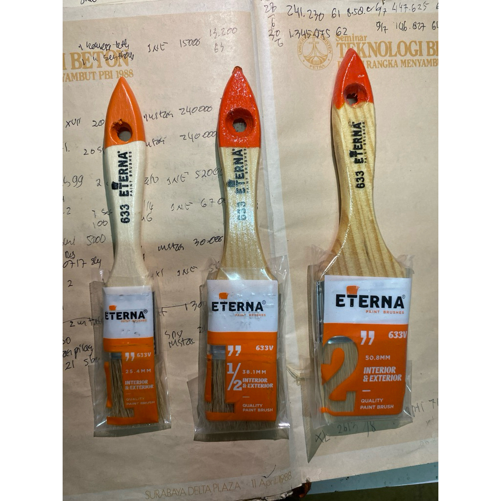 

Kuas Cat/ Paint Brushes Eterna Beragam Ukuran
