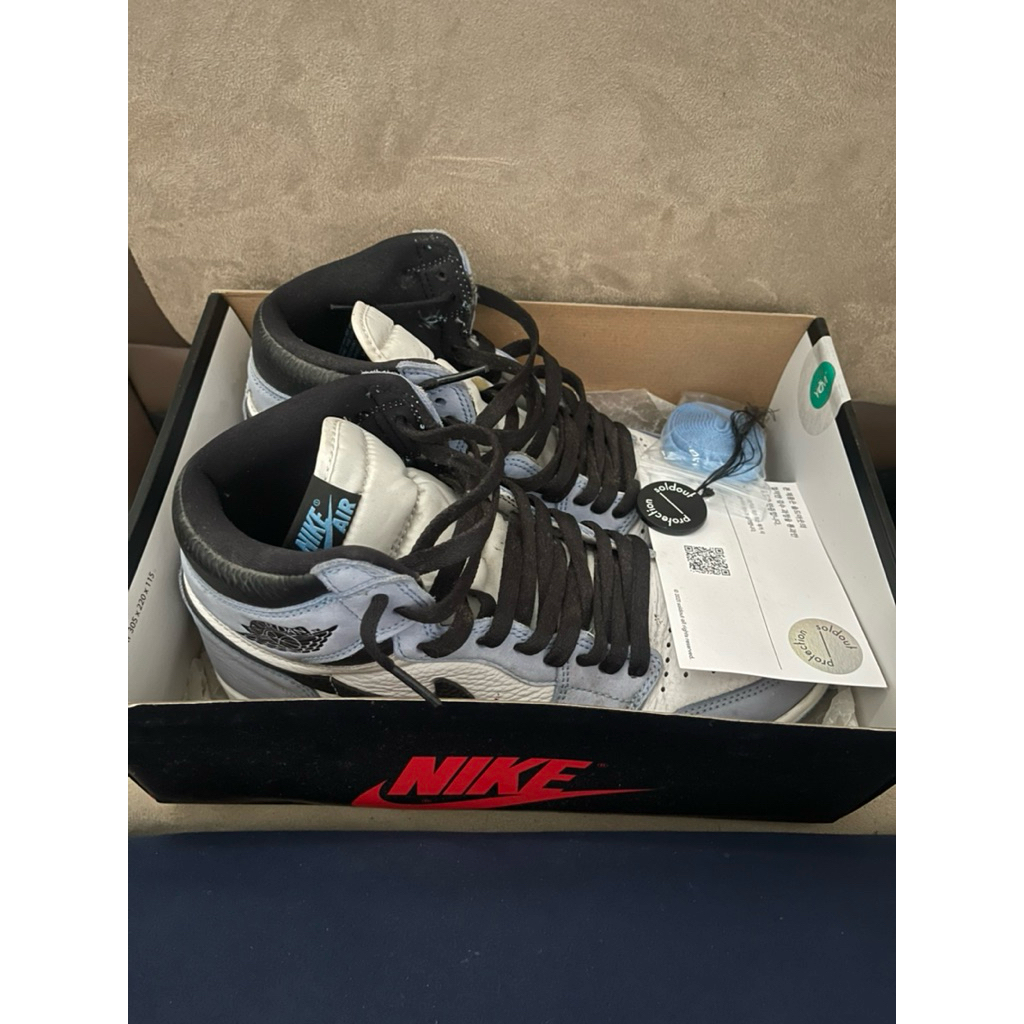 Air Jordan 1 University Blue Black