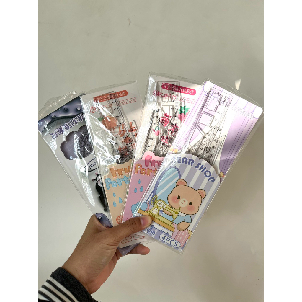 

Penggaris Set 4in1 Free Pouch