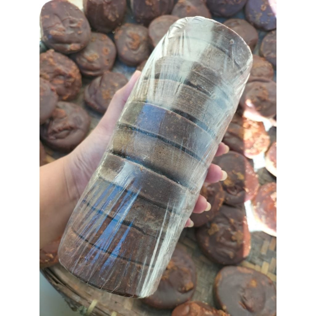 

gula aren asli (bukan gula kelapa) berat 1.5 kg