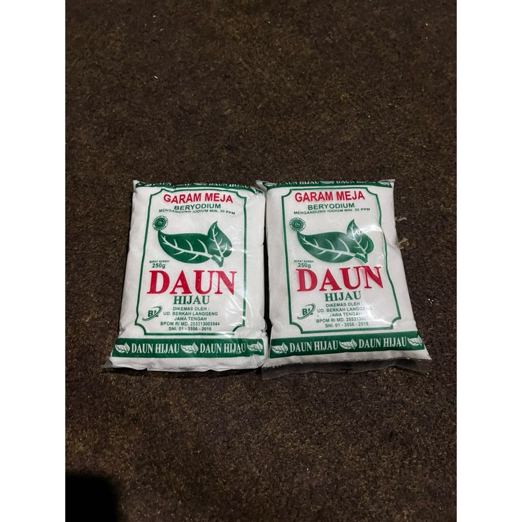 

Garam Meja Beryodium Daun Hijau 250gr | Garam Halus Berkualitas |