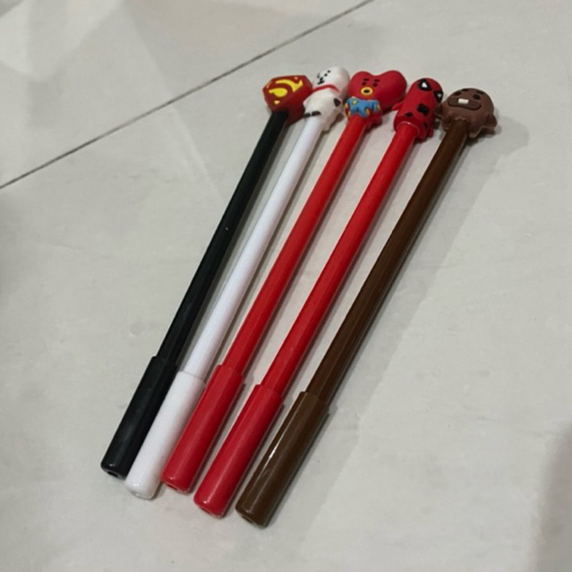 

preloved pen (black)