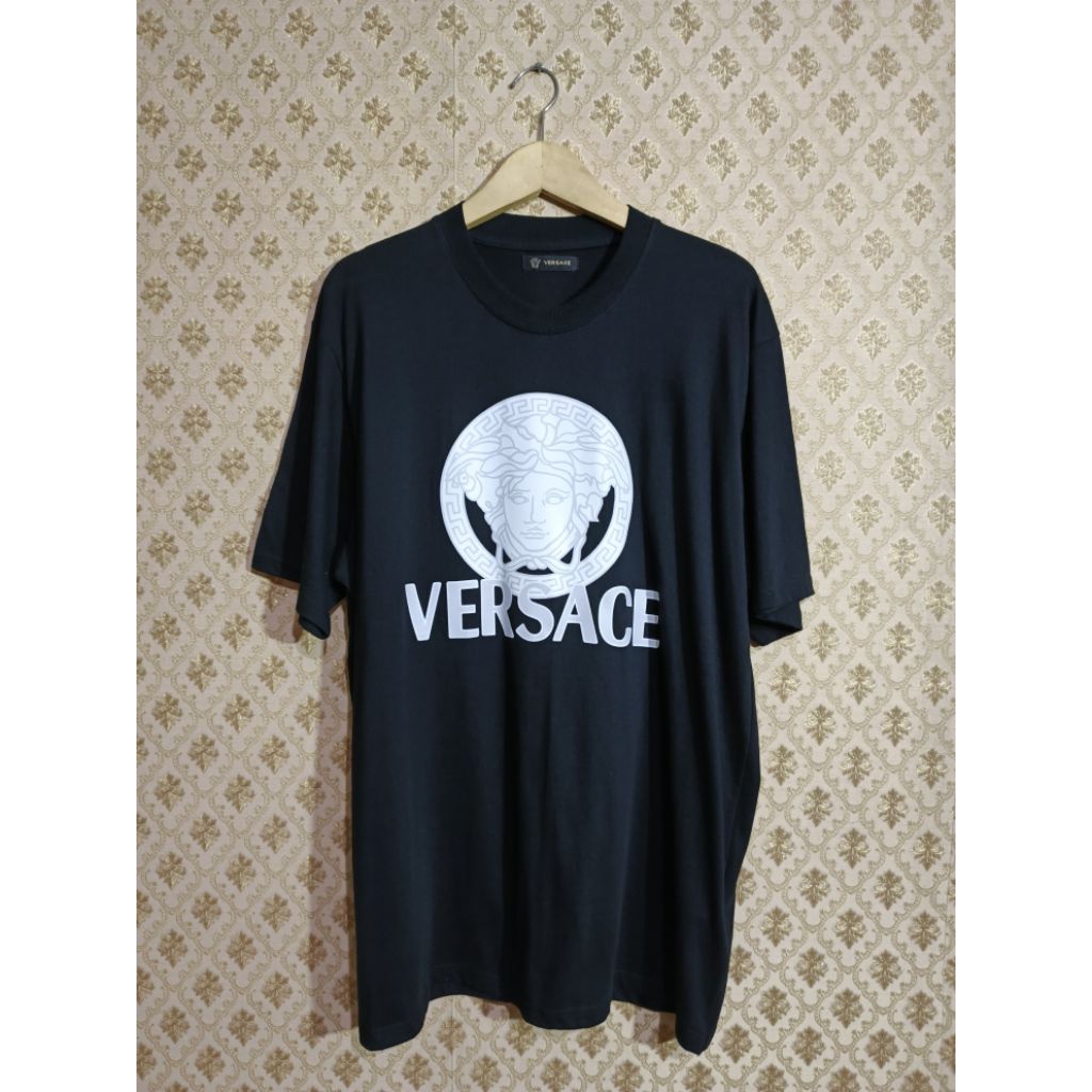kaos versace