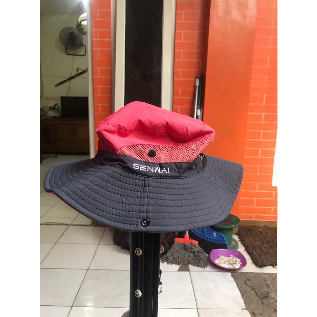 Topi rimba thrifting senwai