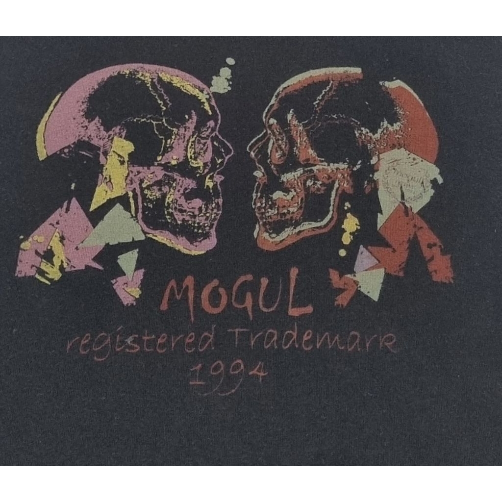 Kaos Art Mogul dari Vintage