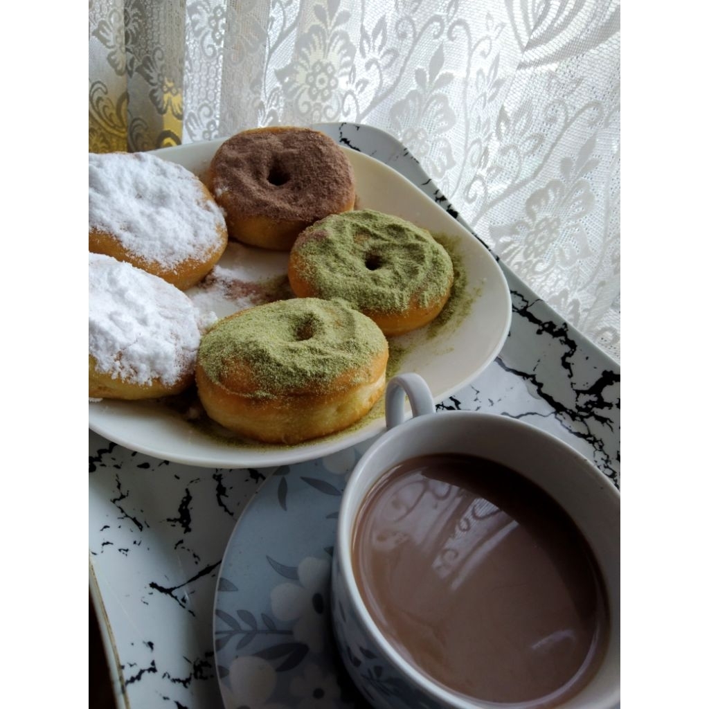 

Donat Susu Ami ading, Donat susu tabur viral
