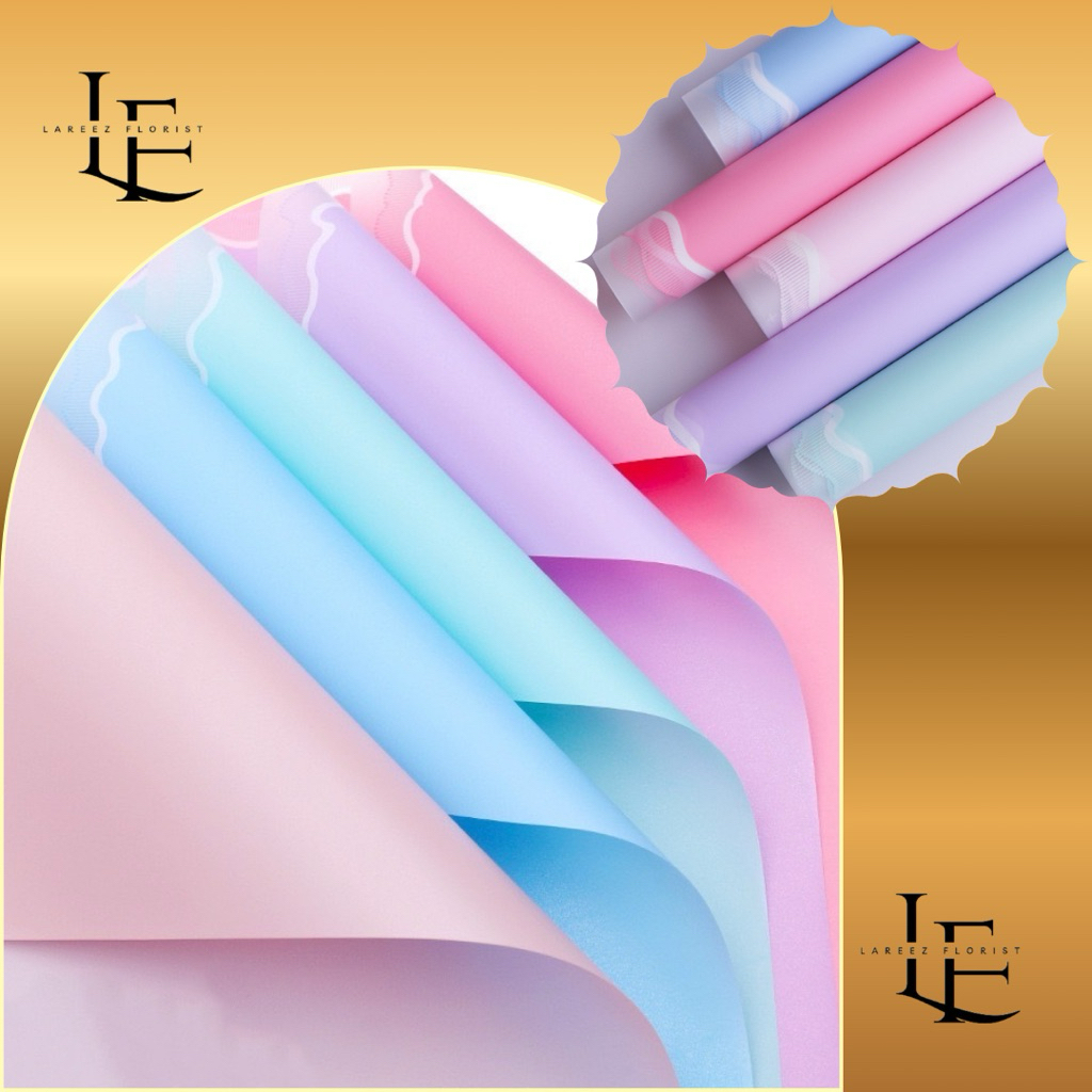 

[1 PACK/ 20 LEMBAR] NEW Flower Wrapping Paper Korean Candy Wavy List Cloud Wave Pastel Cellophane Waterproof Kertas Bungkus Pembungkus Bouquet Bunga Gelombang Anti Air