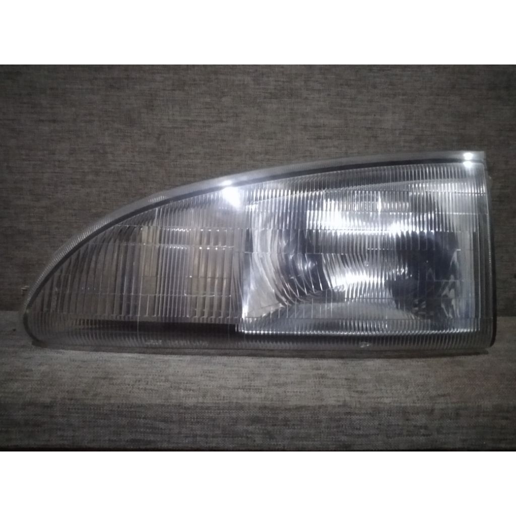 Headlamp lampu depan daihatsu espass original koito sebelah kiri LH