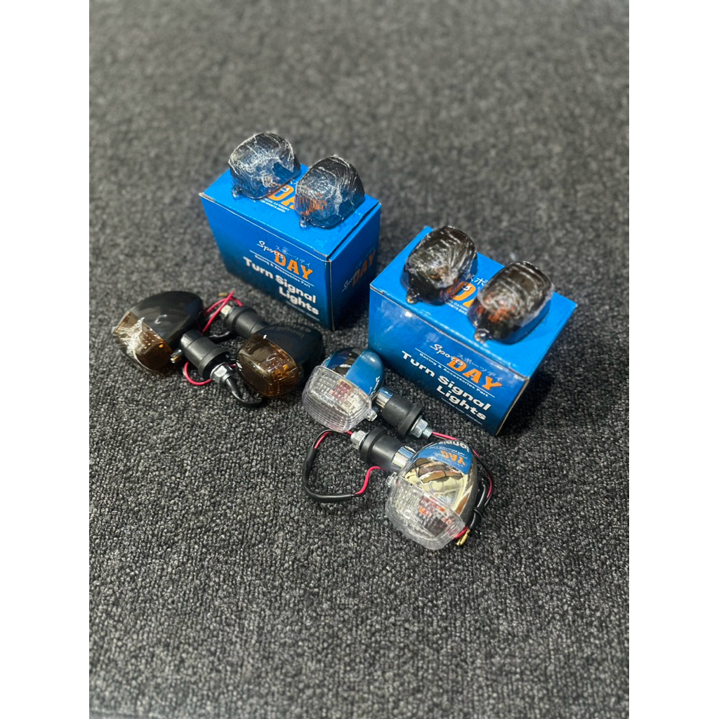 LAMPU RITING SEIN KAWASAKI NINJA RR BOHLAM WARNA HITAM KACA KUNING SMOKE DAN KROM KACA MICA PUTIH SE