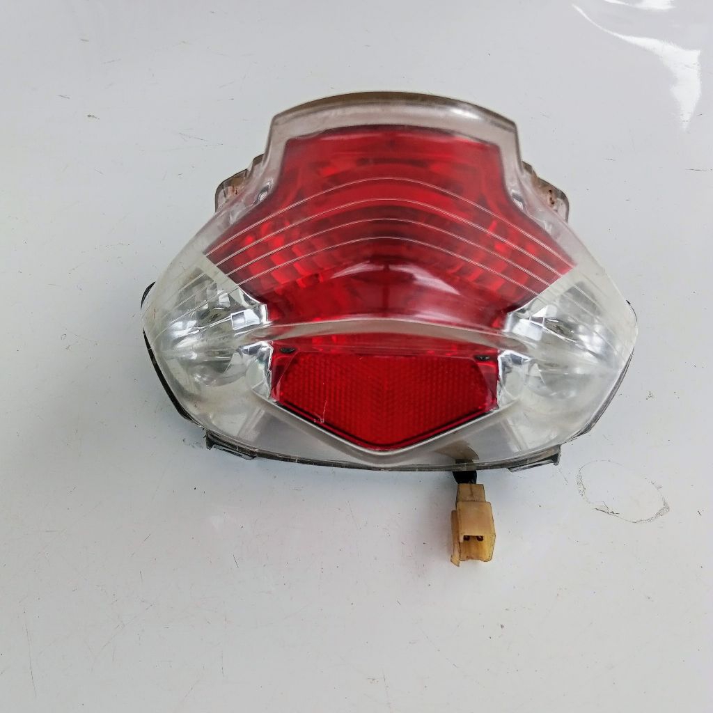LAMPU BELAKANG YAMAHA MIO SOUL KARBU ORI COPOTAN MOTOR