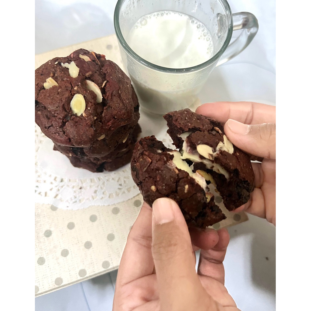 

Soft Cookies by Huggary_Cookies