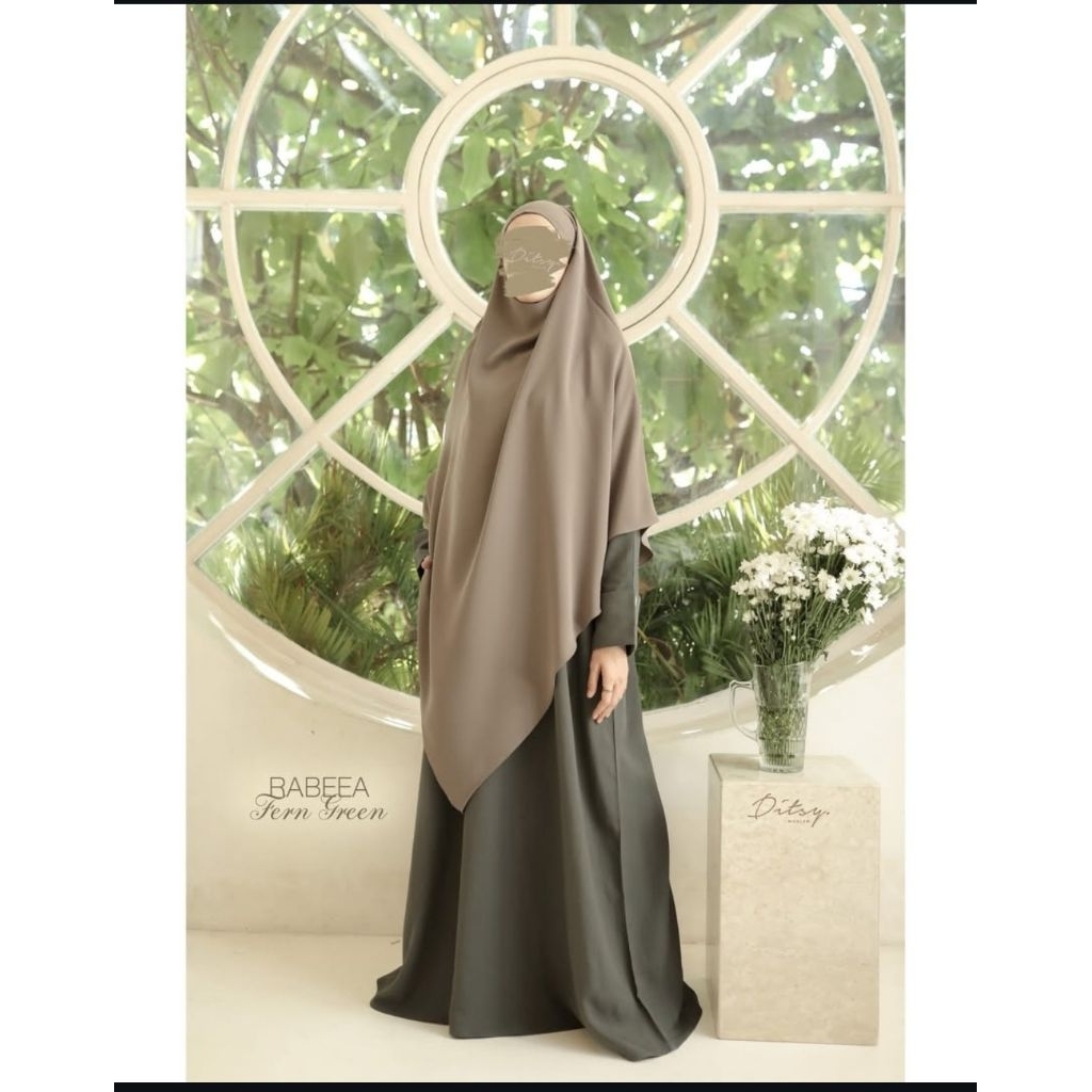 ditsy moslem rabeea size M