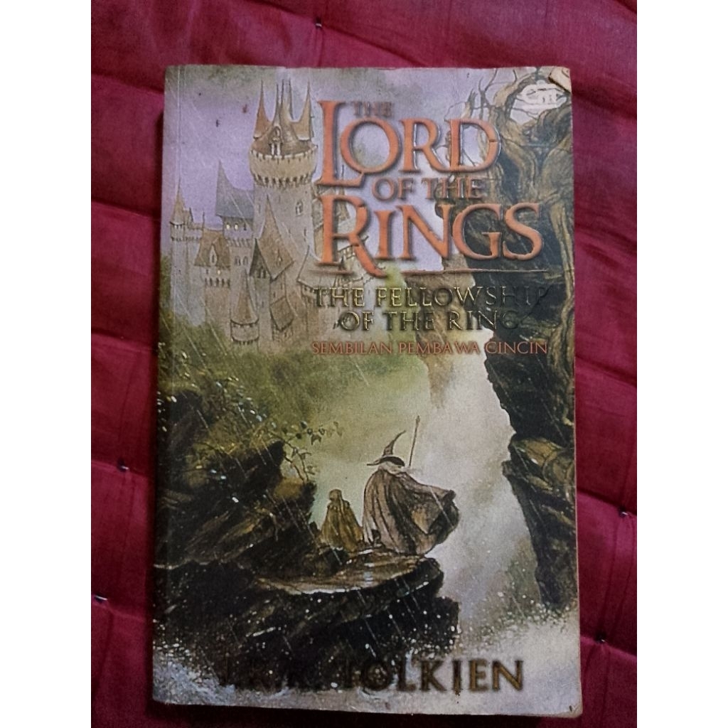 

sembilan pembawa cincin