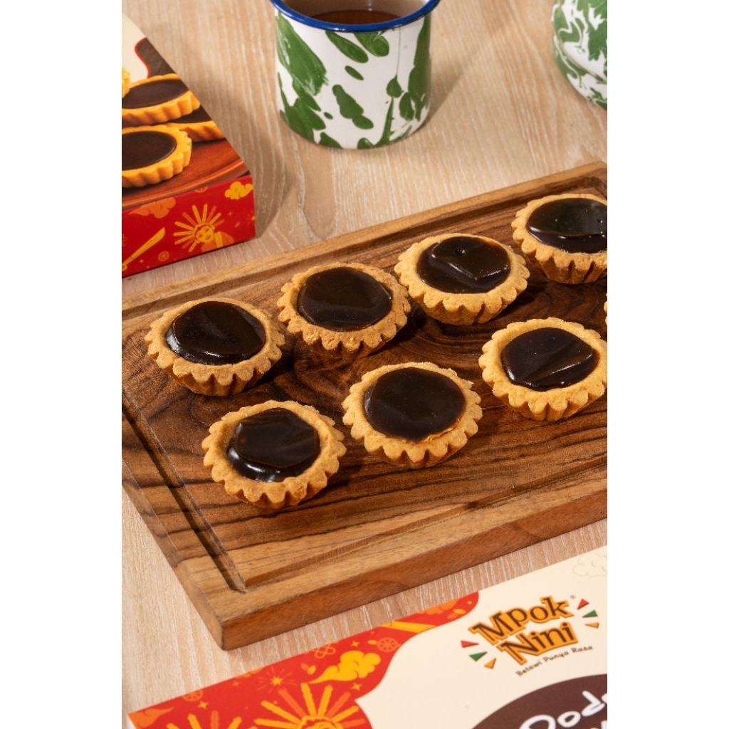 

Pie Dodol Betawi (Isi 8) | Oleh-Oleh Jakarta Kekinian | Kue Tradisional Modern | MPOK NINI