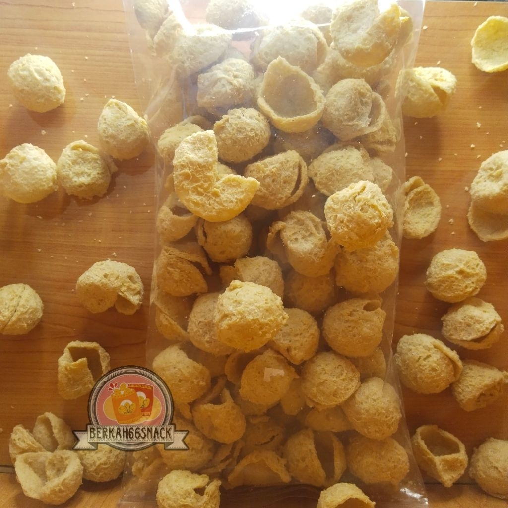

Kerupuk Tahu Walik Original 250g / Cemilan Tradisional Oleh Oleh Khas Daerah