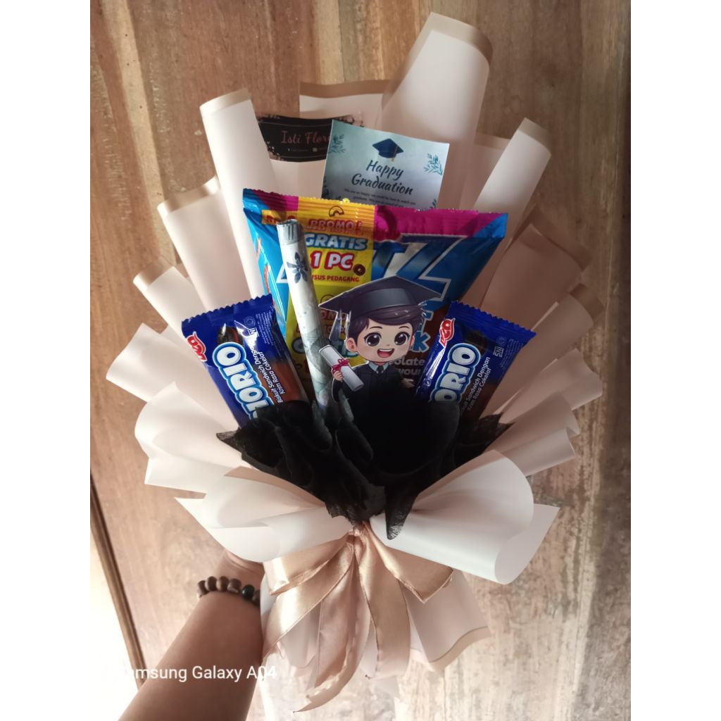 

Buket mini snack campur seharga 5ribu sudah termasuk isi