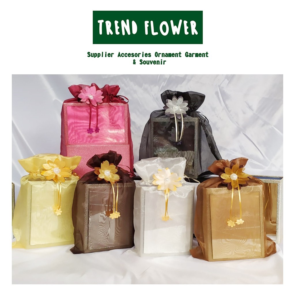 

[GROSIR KODI] TAS SERUT ORGANZA ORGANDI BONUS BUNGA TEMPAT SESERAHAN BUKU YASIN HAMPERS PARCEL KANTONG SERUT