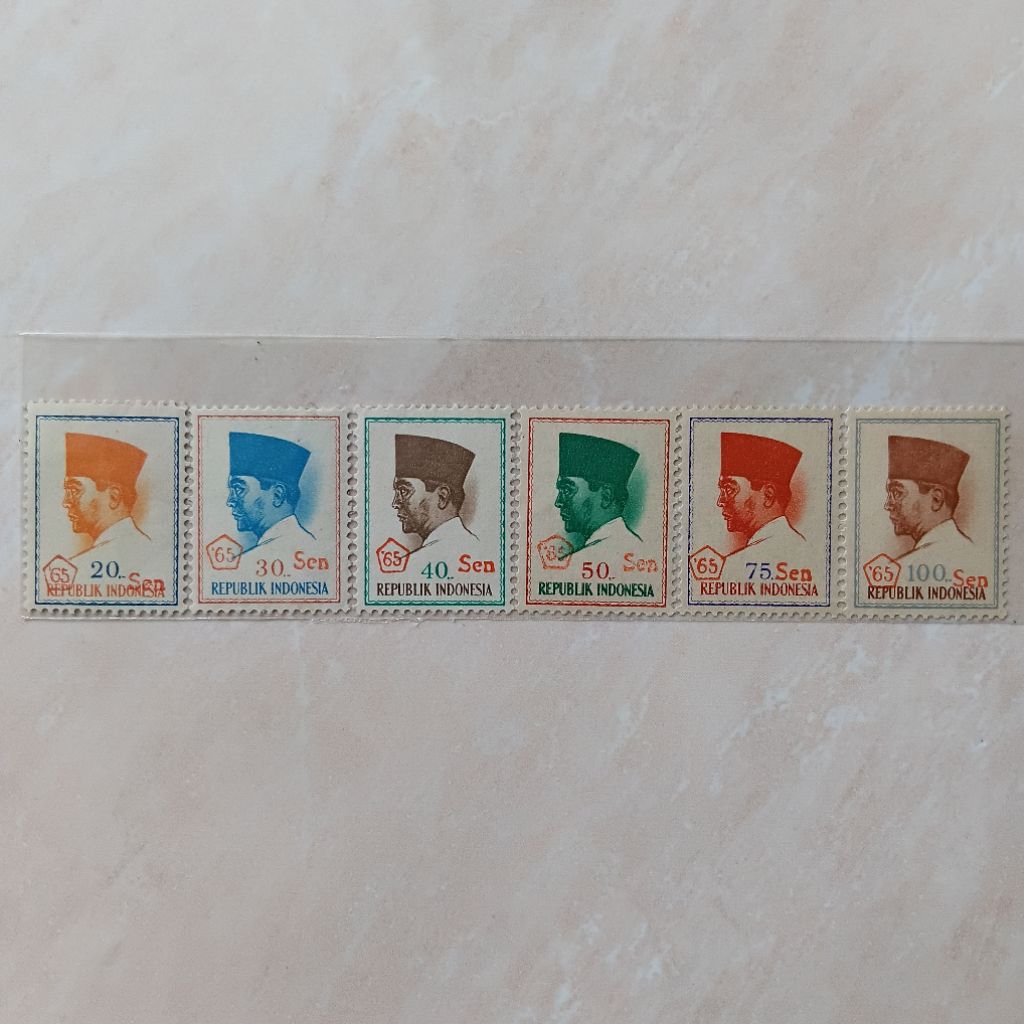 

Perangko Prangko Kuno Set Seri Sukarno 1965 CT '65 Mint - YN2588