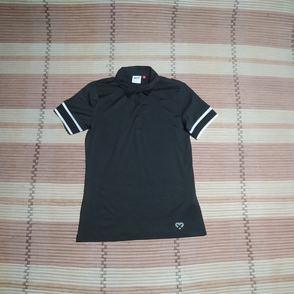 Baju Golf Tennis Wanita EXR PERFORMANCE   Golf Like New  Black LD 86 Preloved