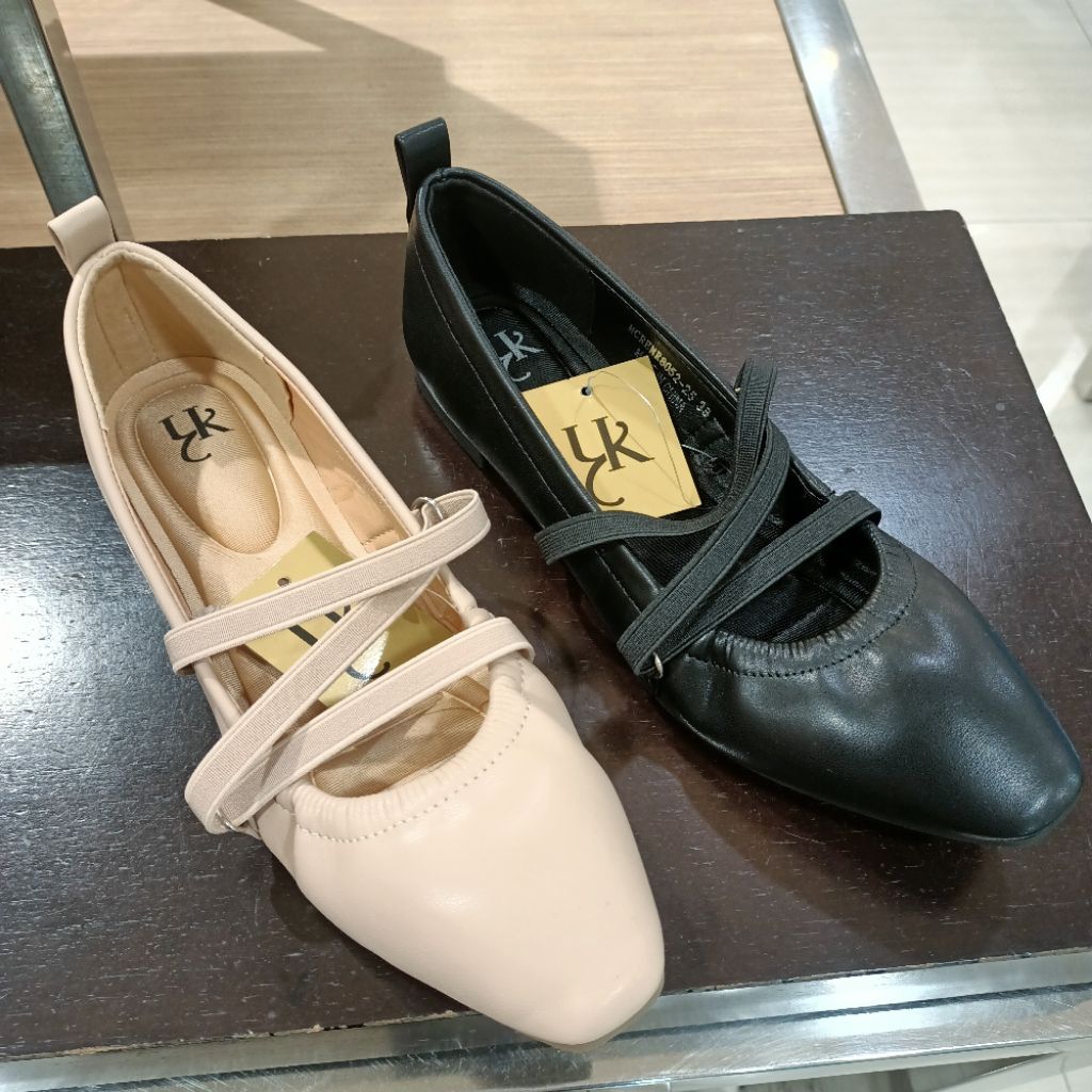 sepatu flat wanita YONGKI KOMALADI original matahari