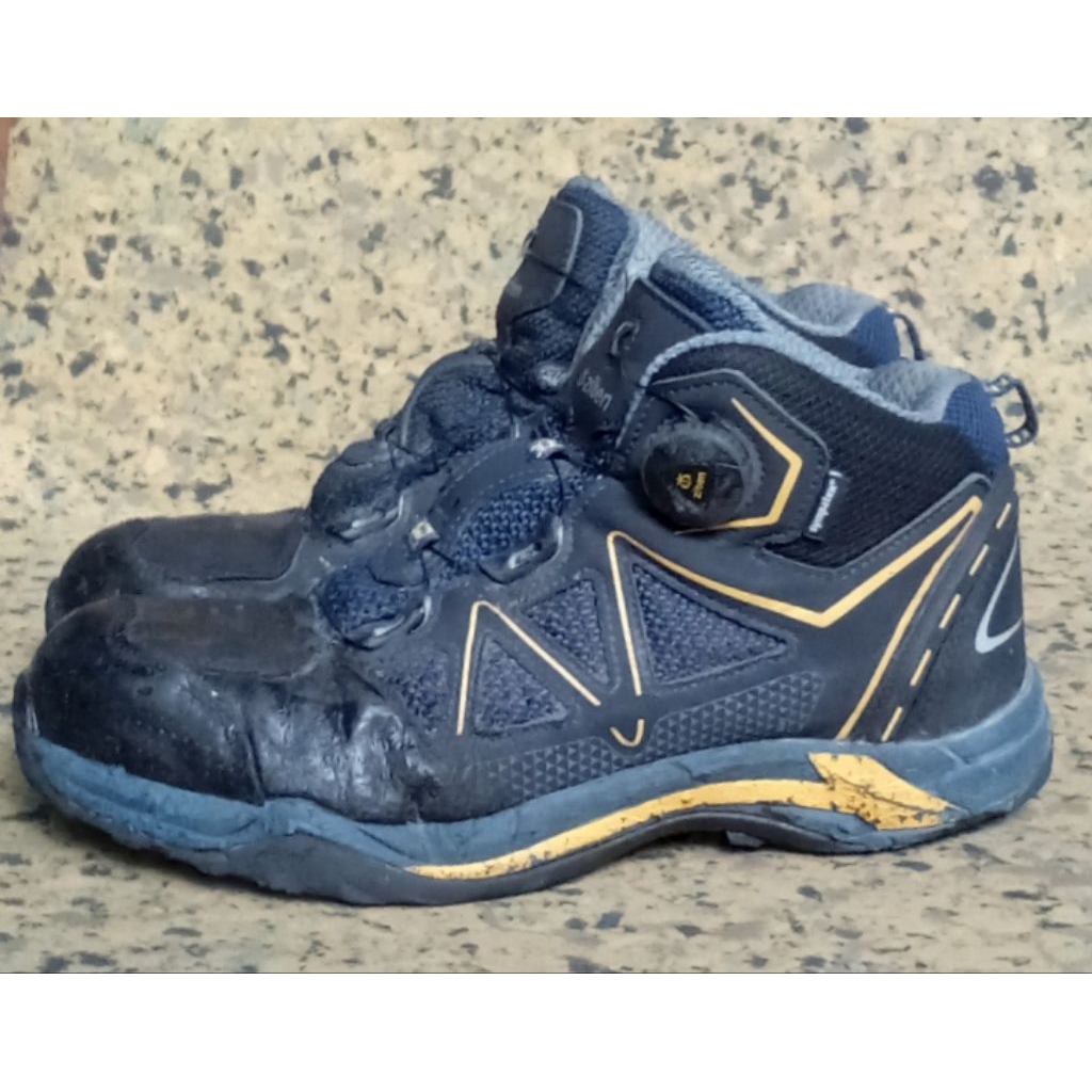 Ziben sepatu safety boa system size 42 second