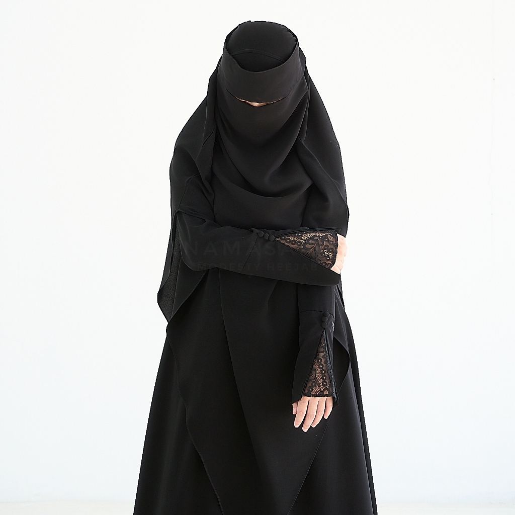 Jenewa Dress by PURNAMASARIDEVI